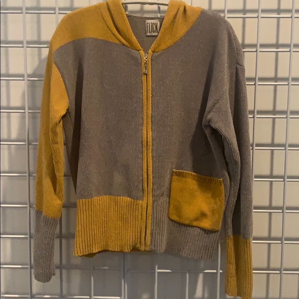 Chenille color block zip hoodie.